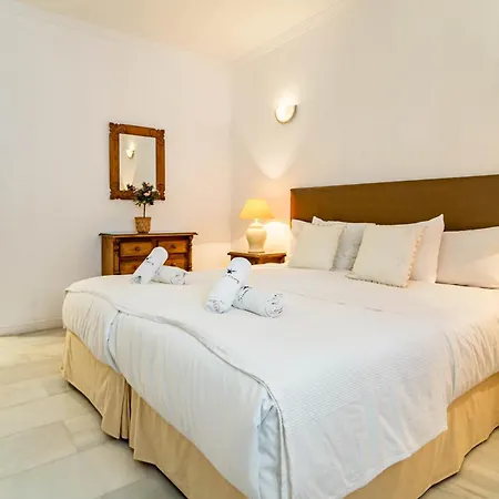 Stunning 2 Bedroom In Aldea Blanca Apartment Marbella