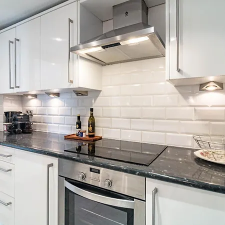Stunning 2 Bedroom In Aldea Blanca Apartment *